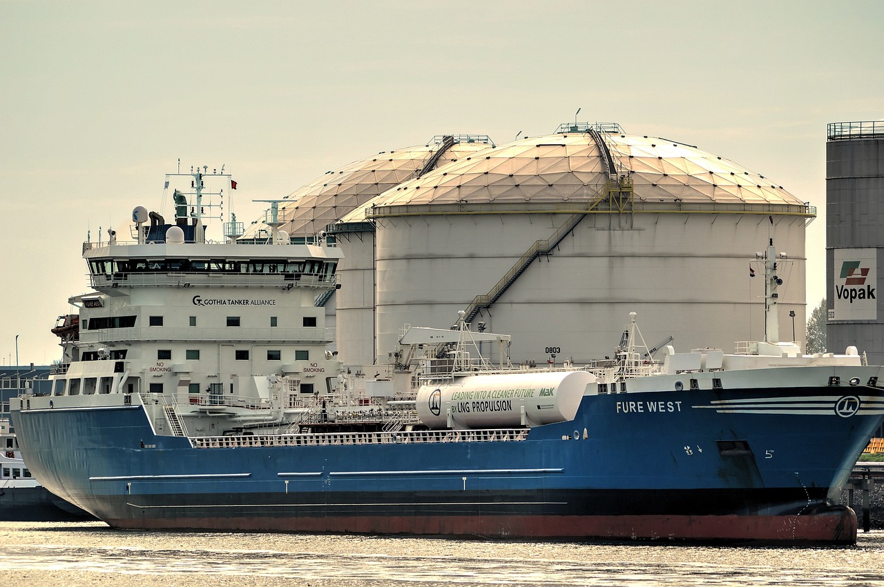 Logistics & Storage